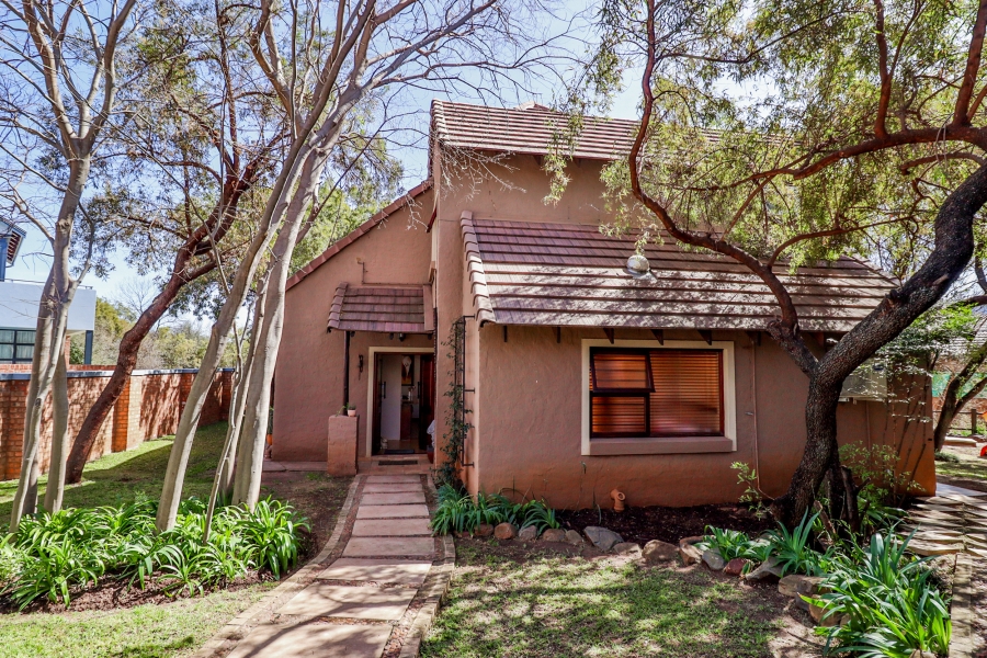 To Let 3 Bedroom Property for Rent in The Coves North West